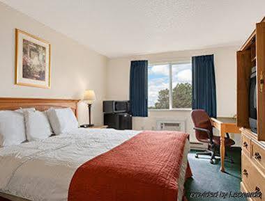 Travelodge By Wyndham Port Of Tacoma Wa Fife Εξωτερικό φωτογραφία